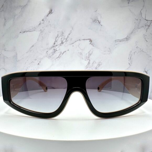 New CHANEL Sunglasses - Picture 5 of 16